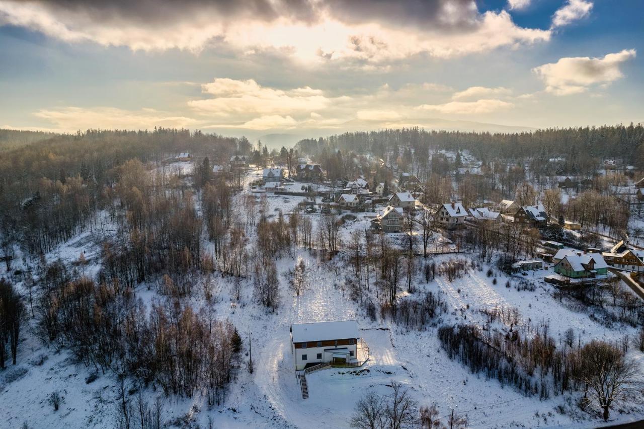 Montezera Sauna I Widok Na Gory 佩霍维采 外观 照片